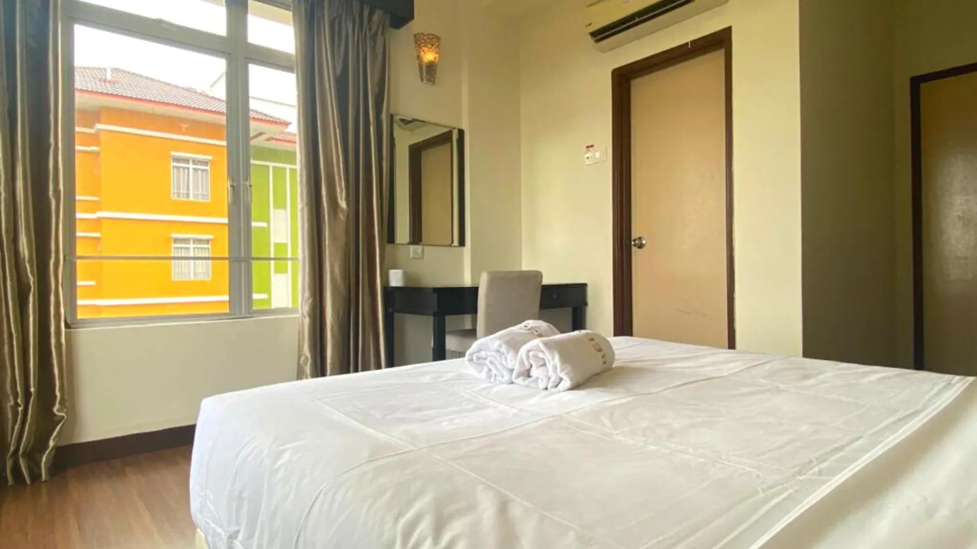 Melaka B- Lagoon Resort Free 4 & 6 Waterpark Ticket Malasia