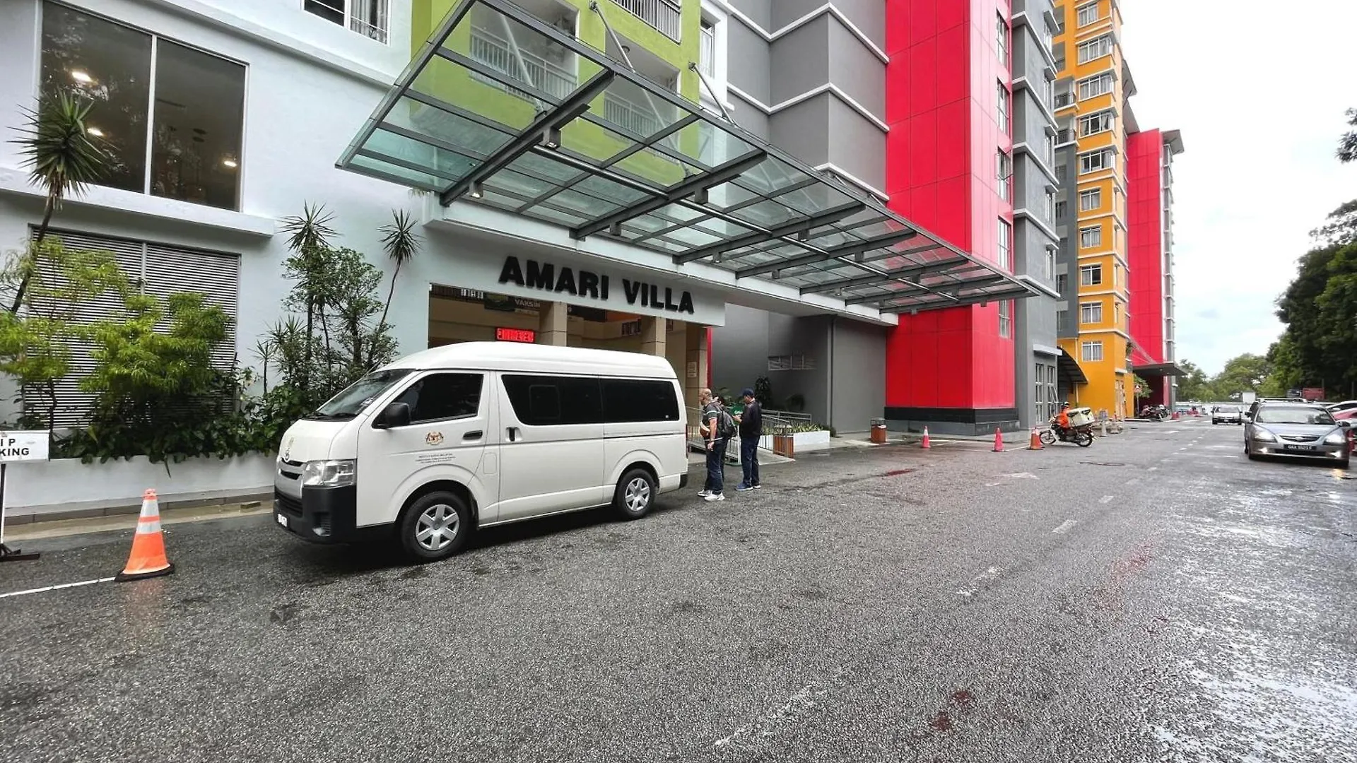 Melaka B- Lagoon Resort Free 4 & 6 Waterpark Ticket
